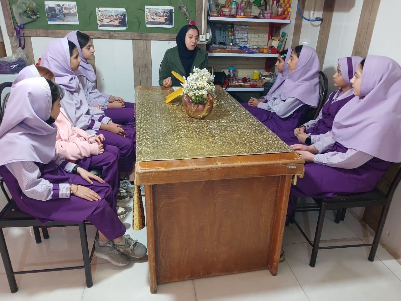 پیش دبستان و دبستان گل یاس